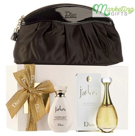 dior free gift with purchase|dior makeup bag free gift.